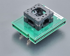 DIL48/QFN32-1.02 ZIF AUO-1, 70-6898